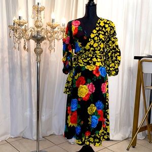 Alice & Olivia 2 Piece silk floral skirt and top.